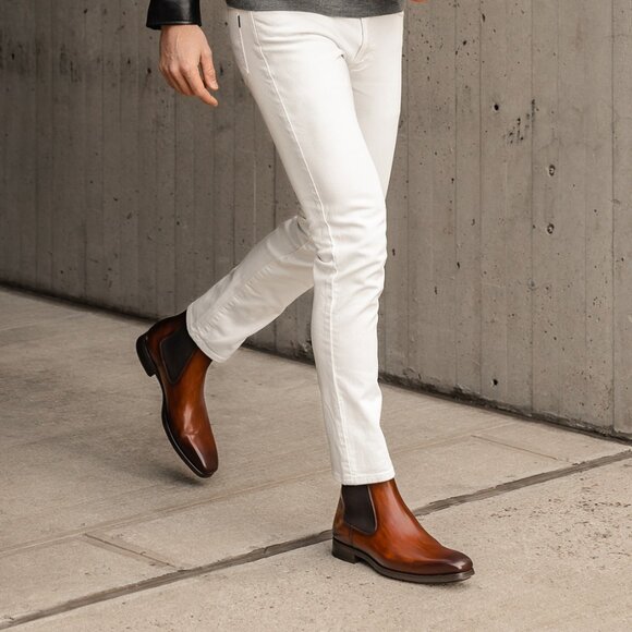 Magnanni Riley Chelsea Boots - Picture 6 of 6